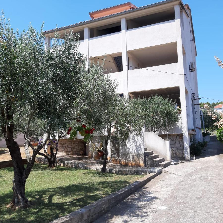 Apartmani Maria Preko Exterior foto